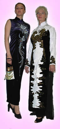 Chinese Dresses:  model tandem 2